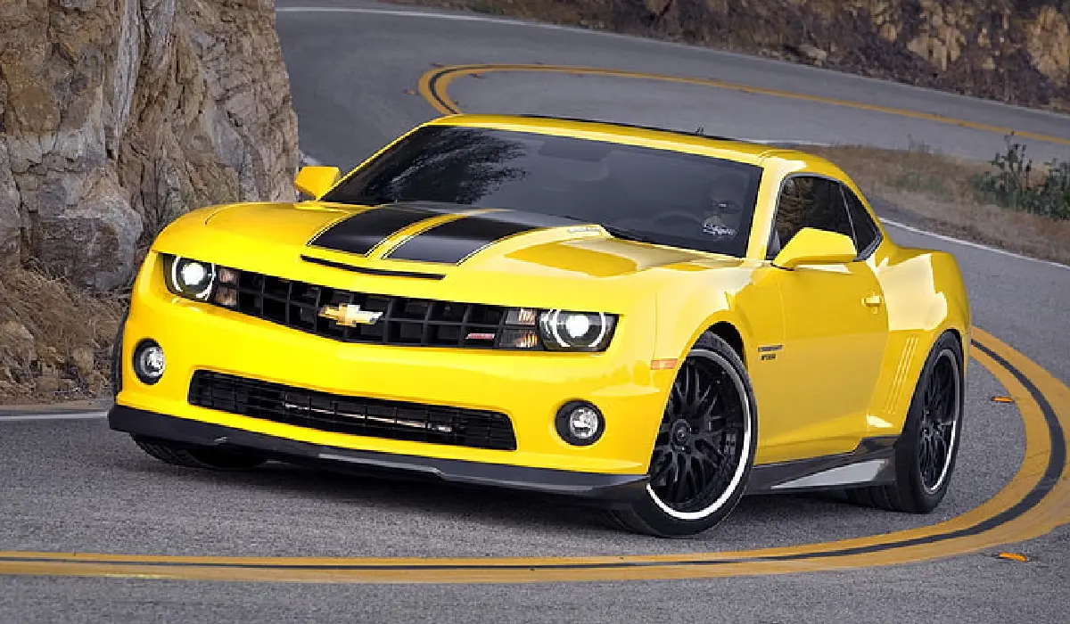 Chevrolet - Camaro 1Ls - Luxury Car Rentals - Preowned Luxury Car - Exclusive Concierge Club.webp